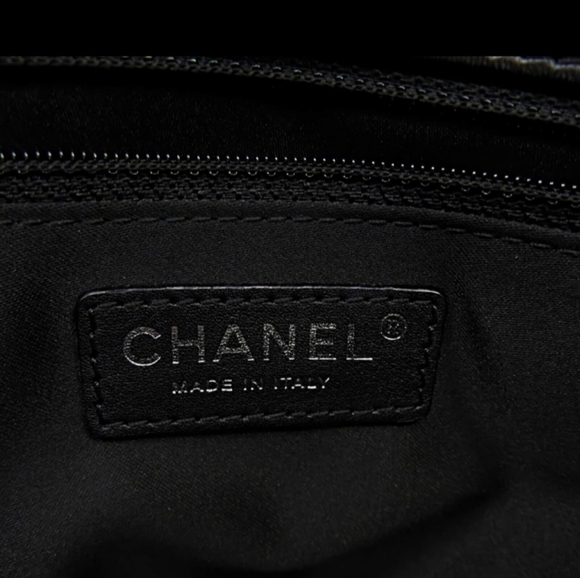 AUTHENTIC CHANEL QUILTED SHW CC CLASSIC CHAIN SHOULDER BAG - Picture 6 of 9